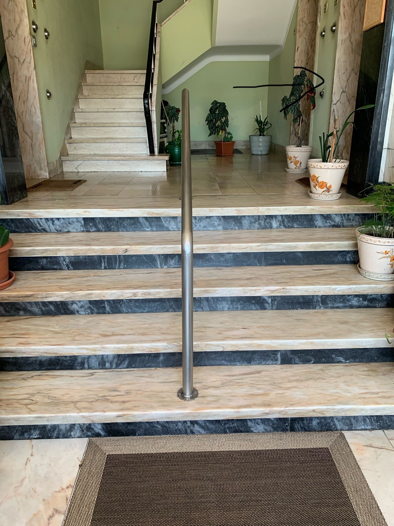 Handläufe an den Treppen