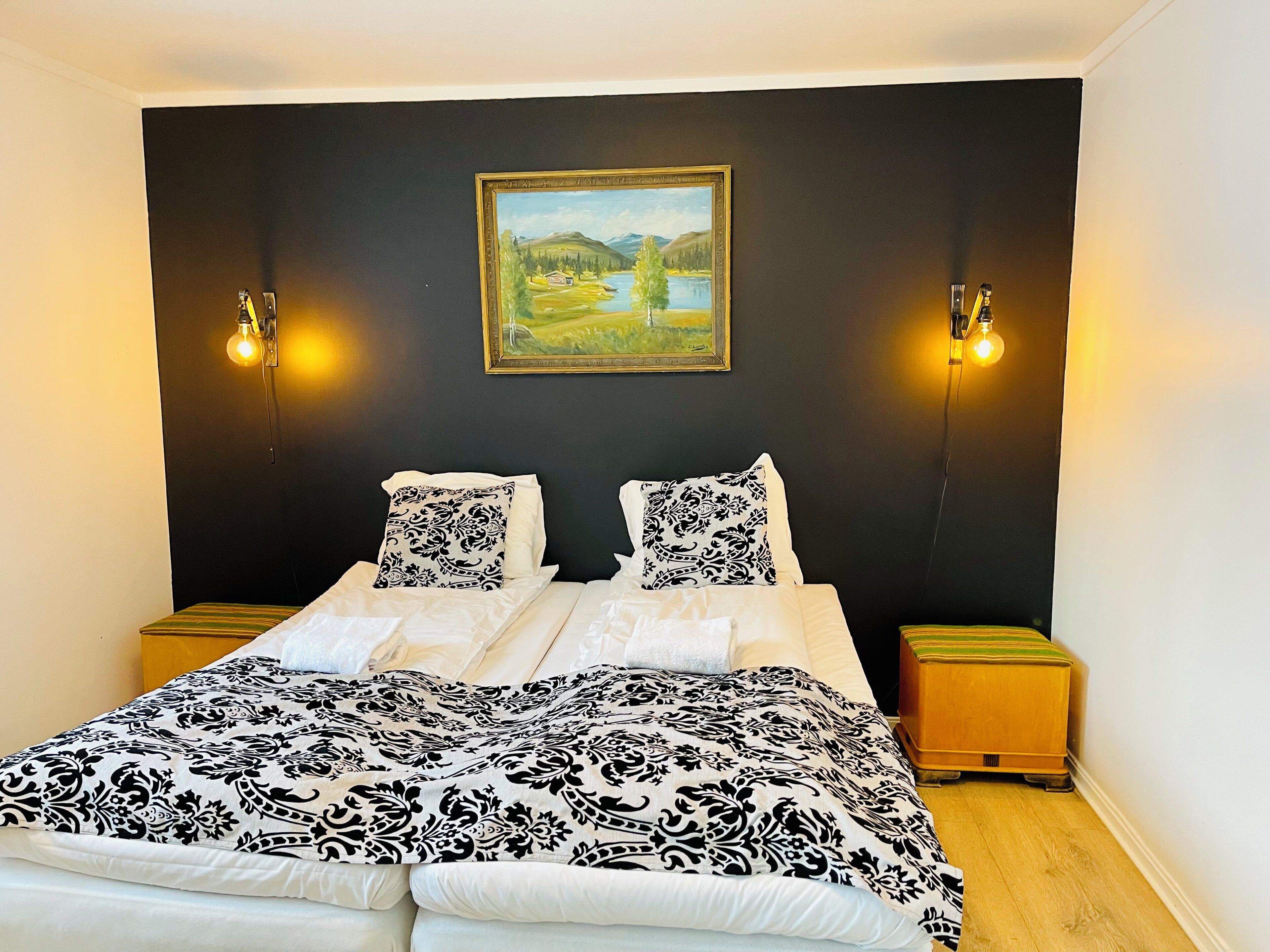 公寓, 2 间卧室, 湖景 | 熨斗/熨衣板、收费 WiFi