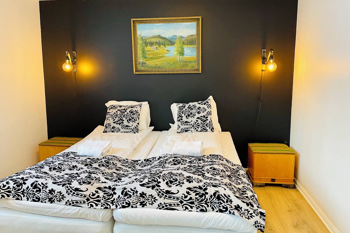 Tabla de planchar con plancha y wifi