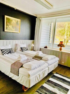 스탠다드 더블룸, 공용 욕실 | 다리미/다리미판, WiFi