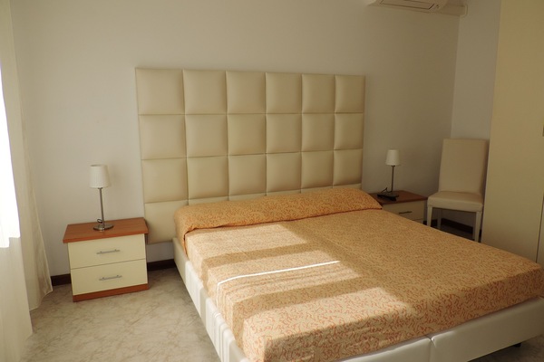 Apartment (Orchidea) | 2 Schlafzimmer, hochwertige Bettwaren, Zimmersafe, Schreibtisch