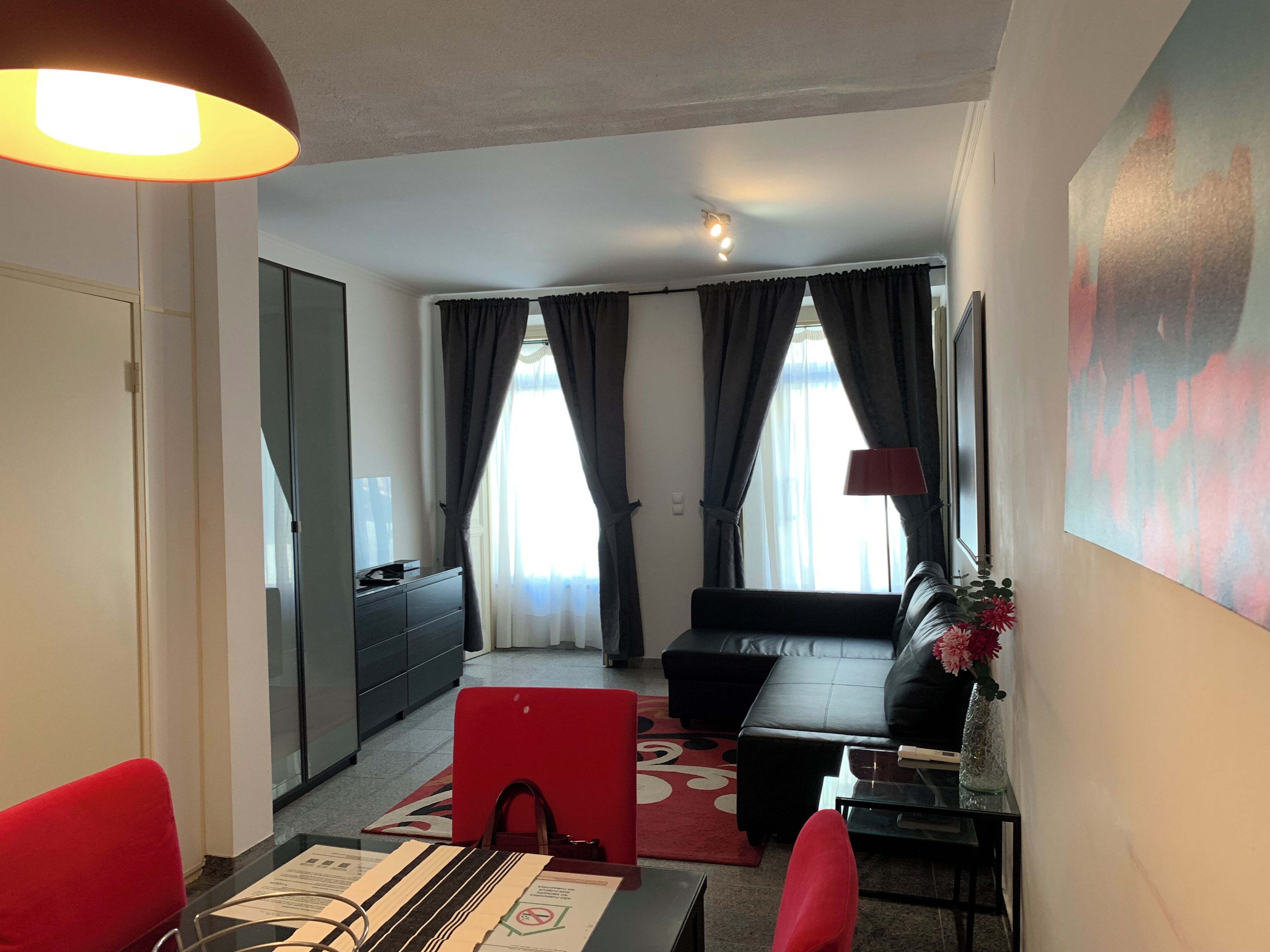 City Apartment, 1 Bedroom | Living area | 90-cm flat-screen TV with cable channels, TV