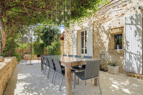 Homerez - Villa à Uchaux