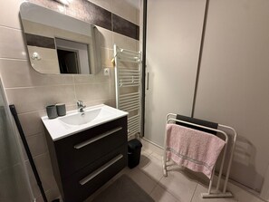 Hair dryer - Apartment in Banyuls-sur-Mer with Sea View and Parking (Banyuls-sur-Mer)