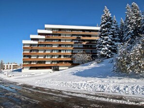 Exterior - High standard studio, south balcony, 3 sleeps (Chamrousse)