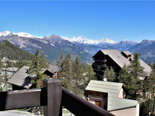 Quiet studio cabin, ski-in/out, sleeps 4 - Risoul 1850
