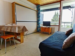 Interior - Studio for 3 at the foot of slopes with west-facing balcony (Chamrousse)