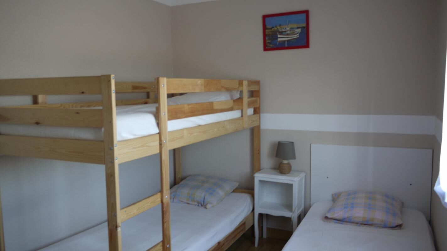 2 chambres, fer et planche à repasser, accès Internet, draps fournis