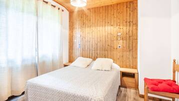 2 bedrooms, WiFi (free)