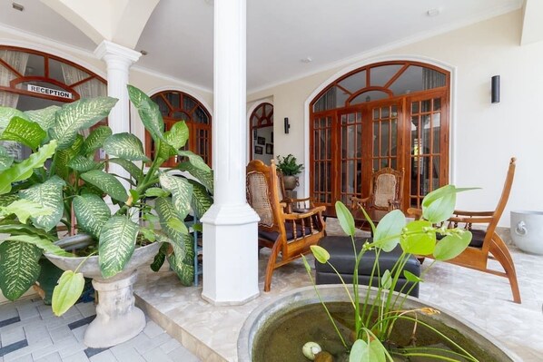 Terrace/patio - Angel Inn Guest House (Negombo)