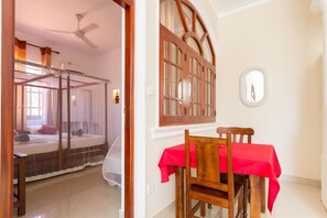 1 bedroom, desk, free cribs/infant beds, rollaway beds - Angel Inn Guest House (Negombo)