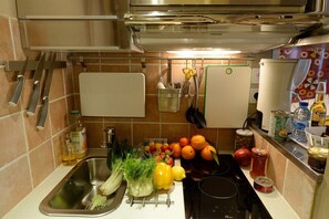 Fridge, microwave, coffee/tea maker, toaster - E2GG Matsa Bowl (Paris)