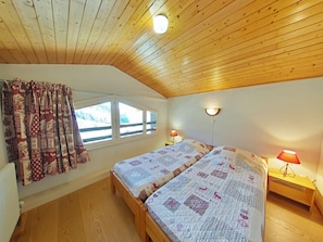 2 bedrooms