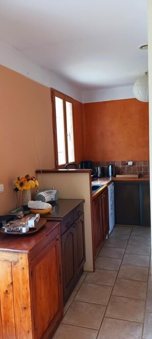 Microwave, oven, dishwasher, coffee/tea maker - VAUTRAIN - ARTIGNOSC SUR VERDON (Artignosc-sur-Verdon)