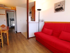 TV - Cozy 2-Room Apartment for 6, Near Ski Lifts & Shops - L'Alpe d'Huez (Huez)