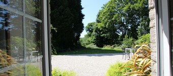 Cozy detached house with fireplace and enclosed garden in Normandy