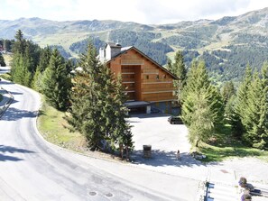 Exterior - Cozy 2-Room Apt for 4, 100m from Slopes, Balcony, Pet-Friendly, WiFi - Méribel (Méribel)