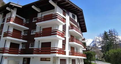 Cozy Studio - Close to Cable Car - Sleeps 4