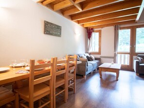 تناول الطعام