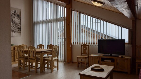 Dining - Four room duplex 8 pers - Sun balconies in Orcières Merlette - Southern Alps (ORCIERES MERLETTE)