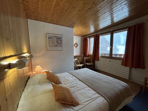 1 quarto