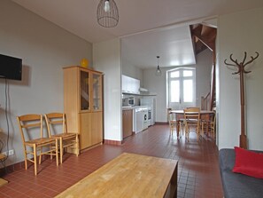 TV - Terraced house in Cotentin heart with garden, pets accepted (Périers)