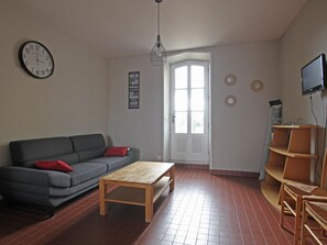 TV - Terraced house in Cotentin heart with garden, pets accepted (Périers)