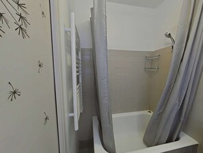 Hair dryer - Studio for 4 near slopes with parking and ski locker (Le Grand-Bornand)