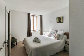 2 chambres, fer et planche à repasser, Wi-Fi