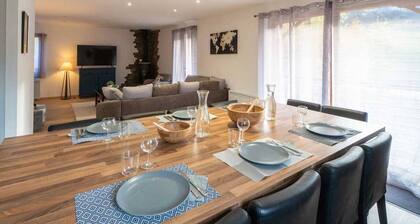 Renoviertes 7-Zimmer-Chalet in Valmorel, 15 Pers, Parkplatz, Terrasse