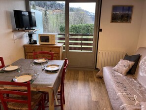Interior - Studio in Chinaillon with Parking and Balcony, Sleeps 4 (Le Grand-Bornand)