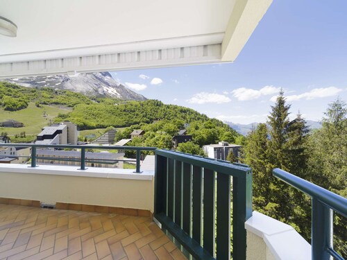 Apartment mit Mezzanine für 4, Blick auf Gourette