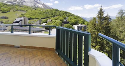 Apartment mit Mezzanine für 4, Blick auf Gourette