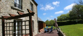 Stone house in La Hague, 4 pers, pets allowed, internet