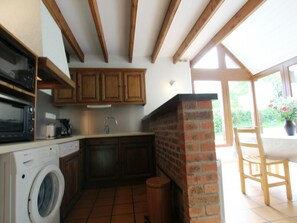 Réfrigérateur, micro-ondes, lave-vaisselle