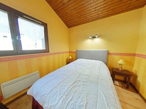 1 quarto