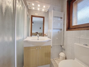 Bathtub