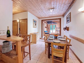 Dining - APARTMENT ONLY 600M FROM SKI LIFT - MORZINE CENTER  - 6/7 PEOPLE - JOUX 1 (Morzine)