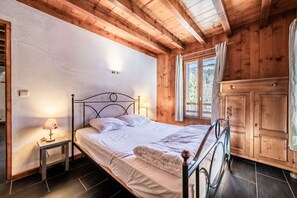 4 bedrooms, free WiFi