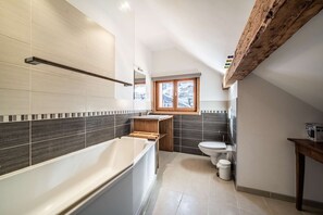 Hair dryer - Maison Rose 3 : 4 bedroom apartment next to slopes (MORZINE)