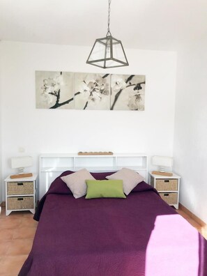1 bedroom, iron/ironing board