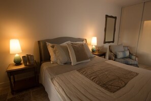 3 bedrooms, iron/ironing board, WiFi, bed sheets - VILLA CASTELNAU 1 - PRIVATE SWIMMING POOL (Castelnau De Montmiral)