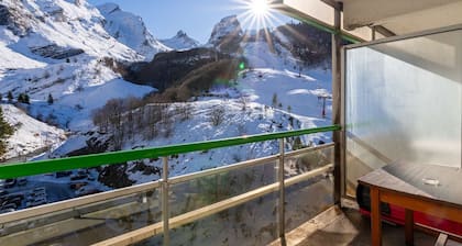 Studio for 4 with balcony near slopes