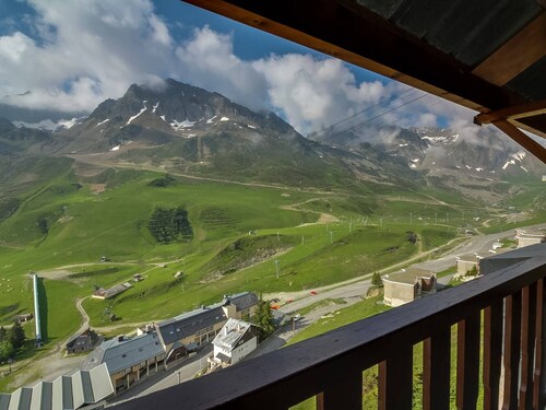 Duplex for 8 in La Mongie, balcony, mountain views, near slopes