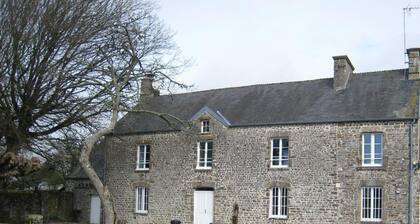 Maison Spacieuse pour Familles avec CheminĂ©e, Jardin et BBQ â Animaux AcceptĂ©s, Option MĂ©nage