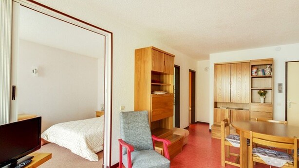 1 bedroom - Cozy 1-Bedroom Apartment with Balcony, Parking, Near Center & Ski Lifts (Cauterets)