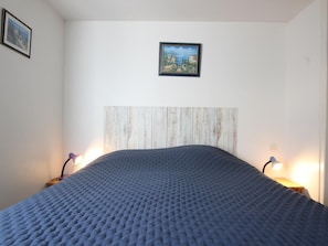 4 Schlafzimmer, Schreibtisch, kostenloses WLAN