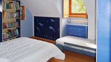4 Schlafzimmer, Bügeleisen/Bügelbrett, Reisekinderbett