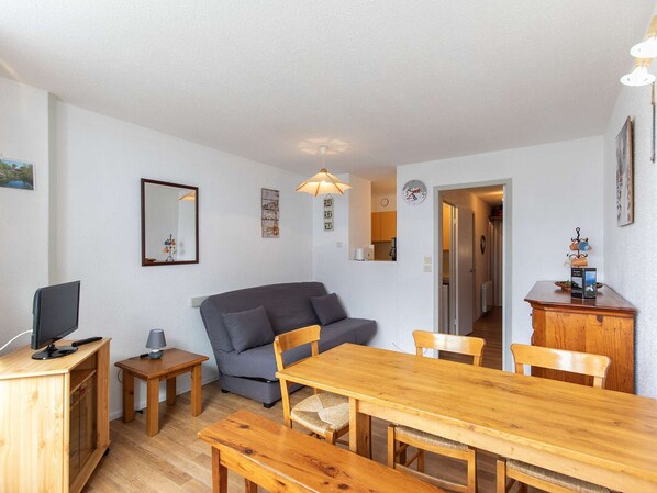 TV - Studio for 5 near slopes, balcony, ski locker, non-smoking (La Mongie)