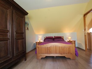 2 bedrooms, free WiFi - Peaceful semi-detached house in Sortosville-en-Beaumont (Sortosville-en-Beaumont)